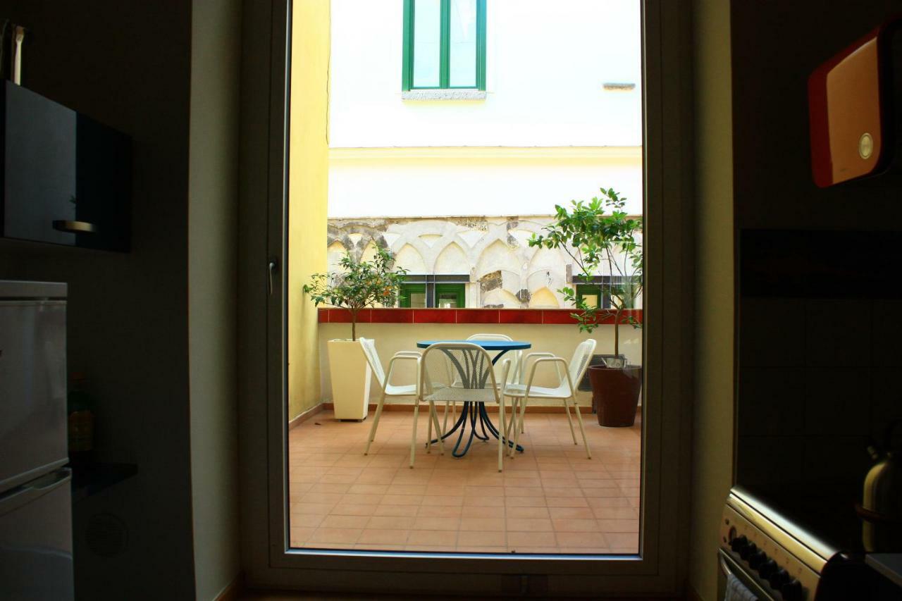 Haripergo Apartments A Bridge For Amalfi Coast Salerno Eksteriør billede