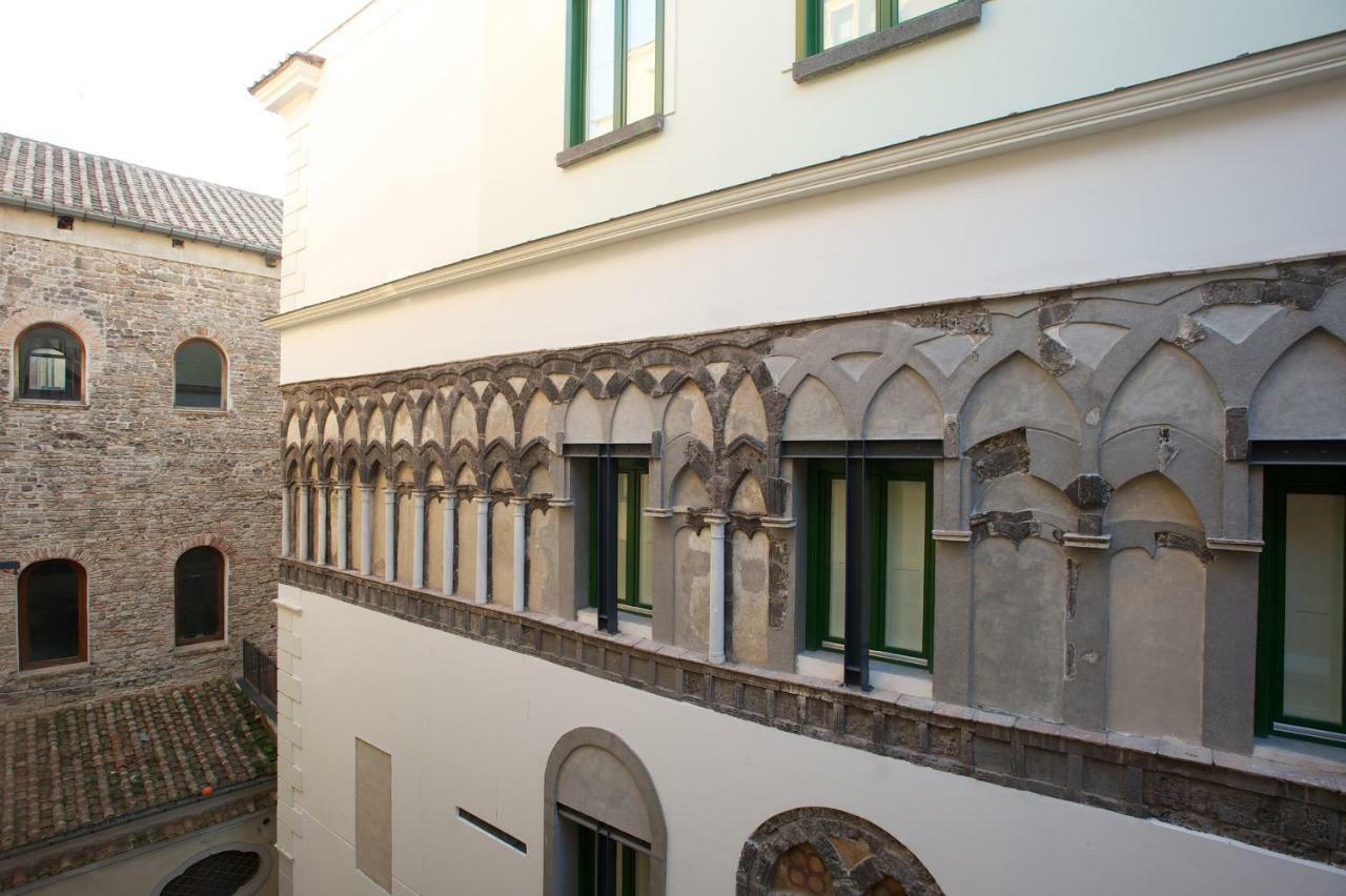 Haripergo Apartments A Bridge For Amalfi Coast Salerno Eksteriør billede